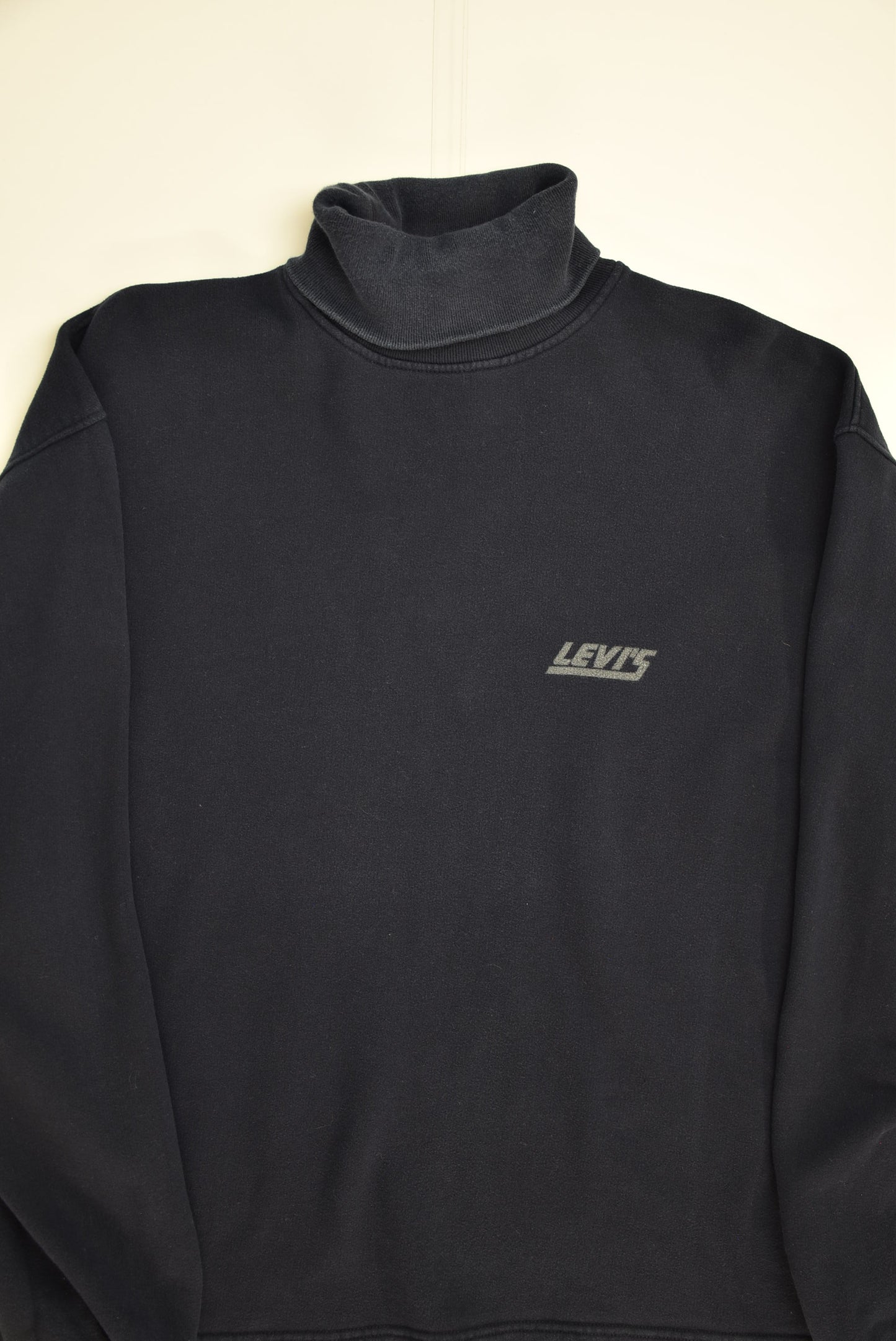 Levi's Roll Neck Sweatshirt (L)