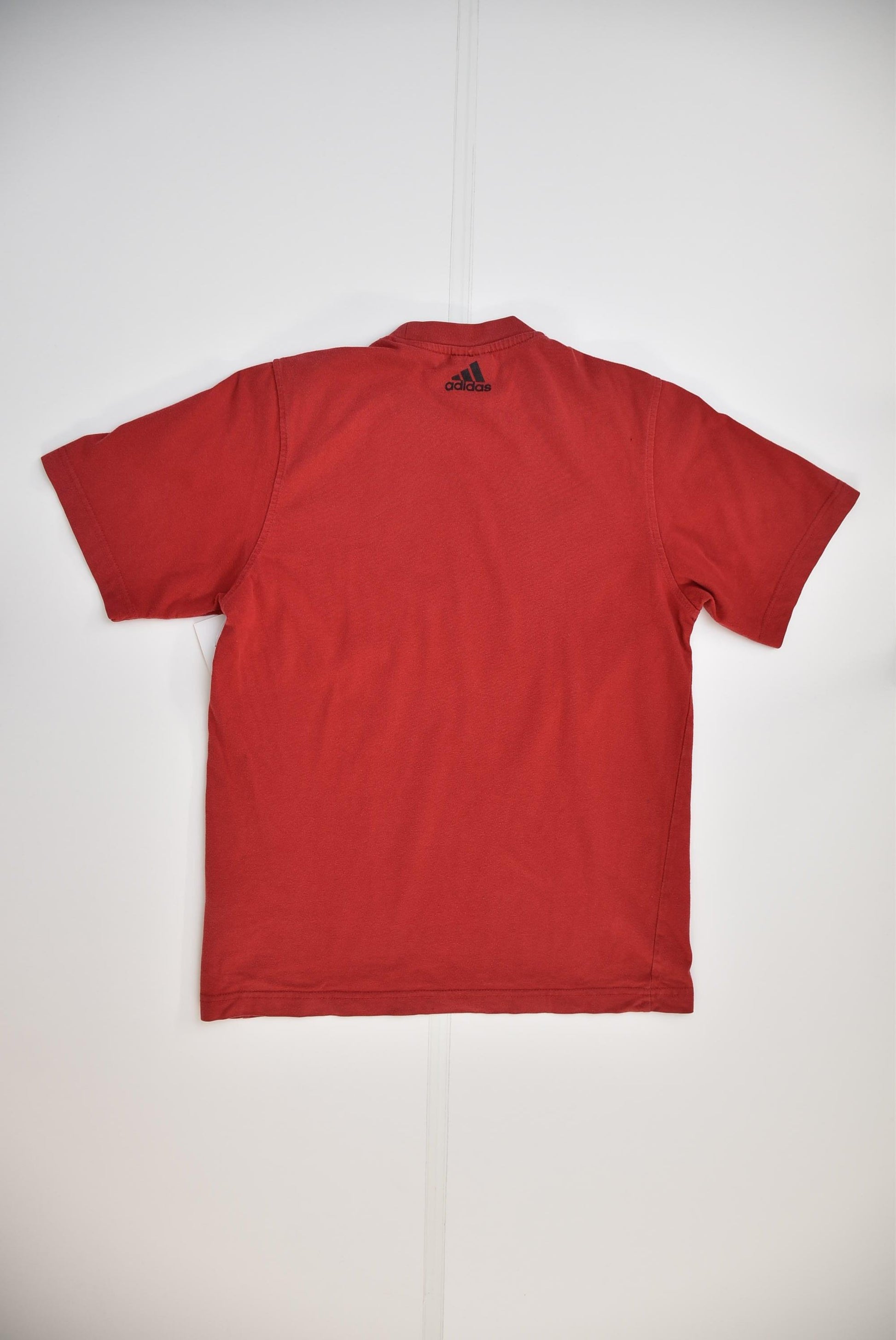 Adidas T-shirt Fire (S) - Slayyy Vintage